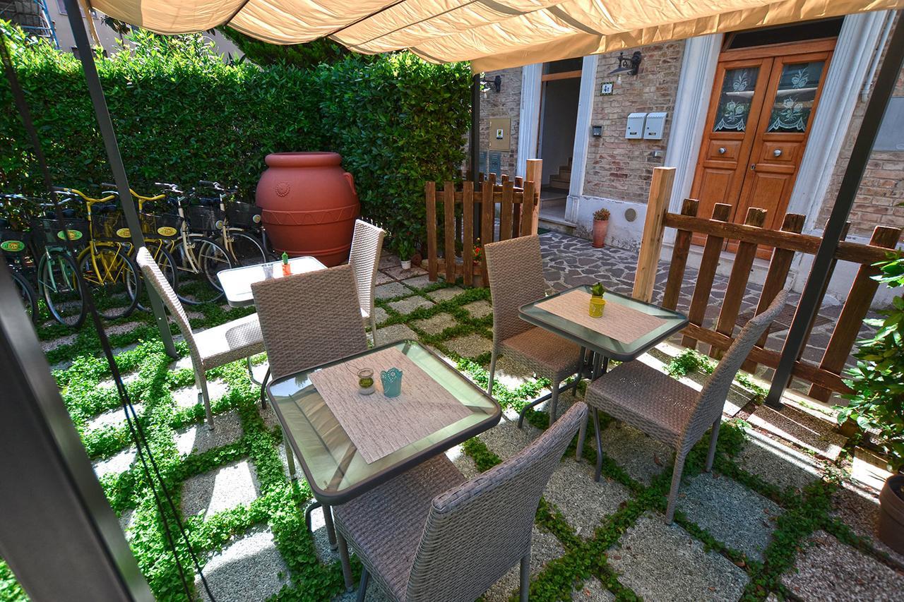 Bed & Breakfast Il Vicolo San Benedetto del Tronto Exterior foto